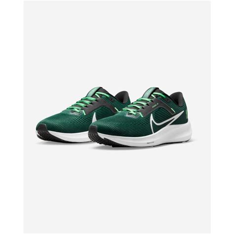 nike zoom pegasus 40 trainers.